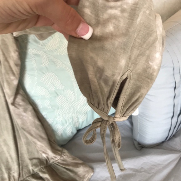 American Eagle soft & sexy open shoulder - Picture 4 of 4